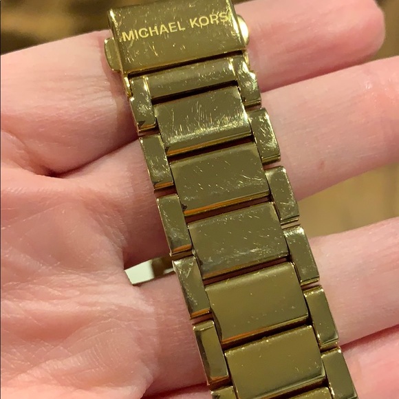 Michael kors gold glitz Parker watch - Picture 6 of 6